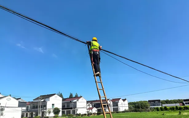 ADSS-S Single Jacket All-Dielectric Self-Supporting Aerial Fiber Optic Cable(Image1)